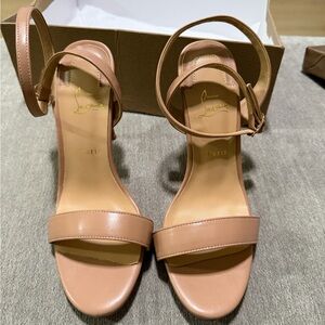 Nude Heels Red bottom